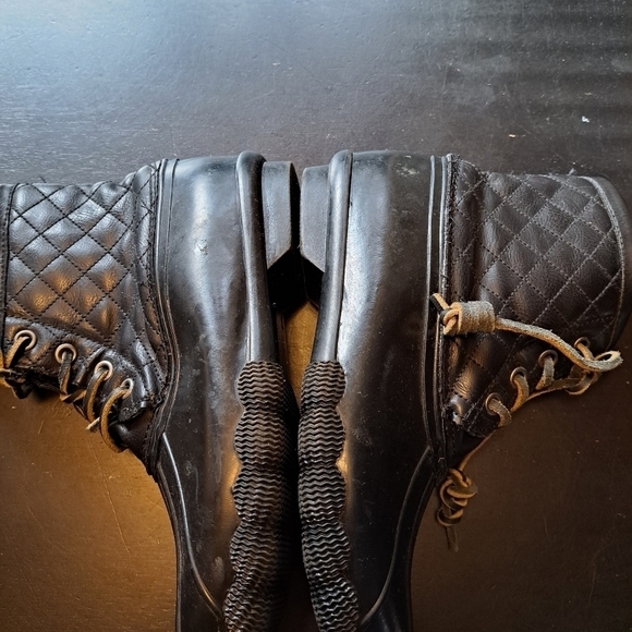 Steve Madden Black Rain Boots   Size 7 - Picture 8 of 9